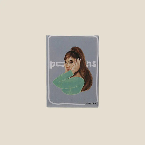 Fridge Magnet Ariana Grande Rectangle 5Cm X 5 Cm - Area Beige